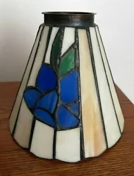 Antique stained glass lamp shade, cream with cobalt blue floral design, 5.5