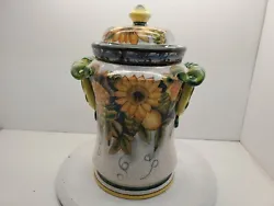 Housewares Internstional Large Biscotti Jar With Fruit And Sunflowers. This stunning jar is in excellent pre-owned...