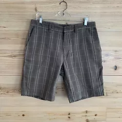 Patagonia Organic Cotton Seersucker Shorts Gray Plaid 10 Inch Inseam Mens Sz 33. See photos for exact good used...