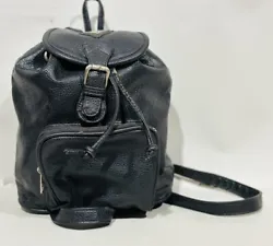 Vintage 90’s Guess Pebbled Leather Mini Backpack Bookbag Guess backpack in good vintage condition. Bag features a...