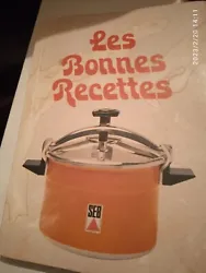 Ancien livre de cuisine publicitaire SEB années 70.
