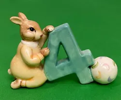 This delightful Royal Doulton Bunnykins figurine is a wonderful addition to any collection. Hand-painted with care,...
