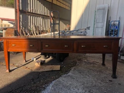 This is a real gem - solid and in excellent condition!