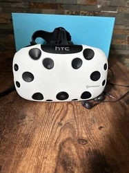 Casque réalité virtuelle VR HTC-Vive Avec cable USB-BOX Et Link Box En bon État.