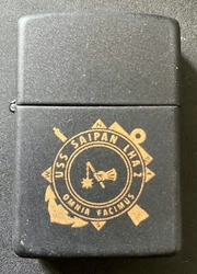 ZIPPO - U.S.S. SAIPAN LHA 2 - OMNIA FACIMUS - Noir, année 1989 - réf, 772.