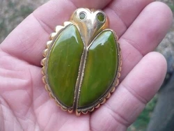 Taille: 5,2 cm de long et 3,9 cm de large. Ensemble en bon état.