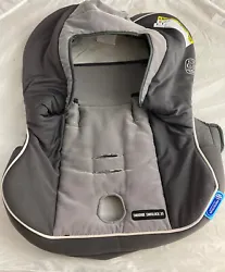 Graco SnugRide 35 SnugLock - Baby Car Seat Cover Replacement Part. Condition is Used. Shipped with UPS Ground.