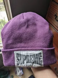 FW20 Supreme Woven Label Beanie, Dusty Purple. Never worm , its been in my storage all this time .