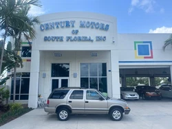 Blazer 4X4 LS LOW MILES 44,842. GASOLINE 4X4 4.3L V6. REAR WHEEL DRIVE W/ 4X4 16 SERVICE RECORDS. LS DECOR [YC5]. 4...
