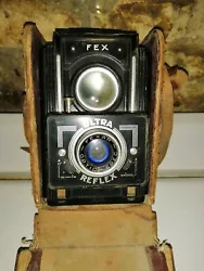 Ancien appareil photo FEX ULTRA REFLEX objectif Fexar Optic-Spec , dans son étui , bon état mais non testé 