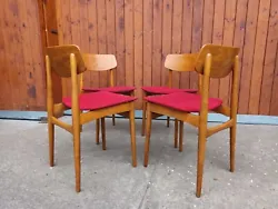 Beautiful set of 4 matching dining room chairs originally from the 60s in a stylish mid-century modern design. The...
