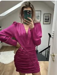 NWT Zara Blogger Favorite Satin Effect Fuchsia Printed Mini Dress. NWT Zara Blogger Favorite Satin Effect Fuchsia...