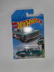 Hot Wheels 64 Chevy Chevelle SS #62/250 [Turquoise] Speed Blur. Racing Decals. Package is not mint! Please see photos...
