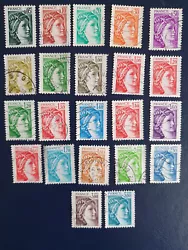 Je vends ce lot de timbres oblitérés français, série « Marianne ». 22 timbres au total, tous différents.