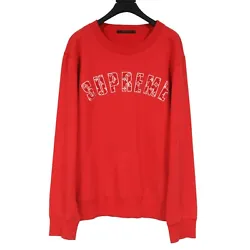 The sweatshirt is in overall decent condition with no major imperfections. - 68% Cotton 12% Viscose. - Red exterior....