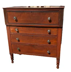 , fantastic cock beaded tiger maple drawer fronts, bold turned legs, fantastic chest !