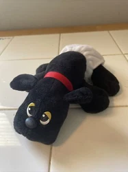 Hasbro Pound Puppies Newborns Black Dog Diaper Red Collar 8” Plushie.
