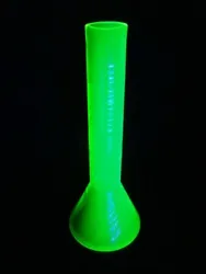 ThisUn-Drilled Water HOOKAH, glows so bright under black light we call it Kryptonyte! Glass is a miraculous buffer to...