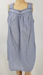 Made of 100 woven cotton.