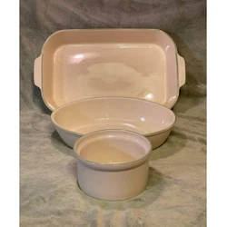 All three pieces are oven, microwave, and dishwasher safe. In great like new condition, never used.