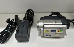 SONY DCR-TRV5E Camcorder DV Camera Recorder Handycam. Bon étatLecture cassette ok (Mini DV)Son et vidéo sur écran...