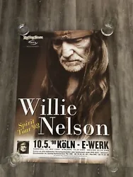 I saw Willie Nelson 25 years ago ( he was only 65 ) in concert, at the sold out E - Werk Arena. Rolling Stone rarely if...