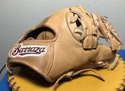 Rolin Barazza Baseball Glove Mitt JB-238 11” Mexico ATA Leather RHT Awesome!Really awesome gloveTons of life...