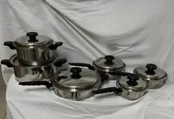 2 - 2qt., 1qt and a skillet. All of them with lids. This stainless steel cookware set is in excellent condition. There...