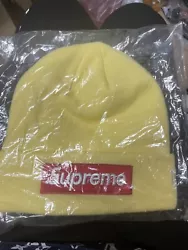 supreme box logo beanie fw22.