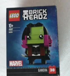 LEGO ® Brick Headz- 41607. - Cette version LEGO BrickHeadz de Gamora est dotée d’yeux BrickHeadz et de tous les...