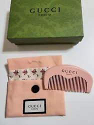 Gucci Beauty Pochette & Comb Set. no resale value.