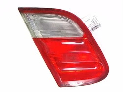 Feu arriere secondaire gauche (feux). FEU AR INT G. PLATINE : AVEC. Modèle : CLASSE CLK 208 PHASE 1 COUPE 200 2.0i -...