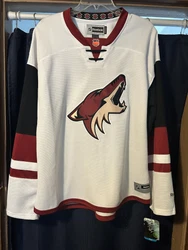 NHL Reebok Arizona Coyotes Authentic Away Hockey Jersey w/Tags - Size Womens XXL.