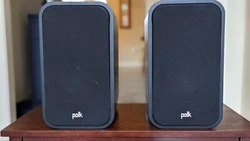 Polk Audio Signature S20 Passive bookshelf speakers. Frequency range of 39-40k Hz. Power range of 20-125watts. Power...