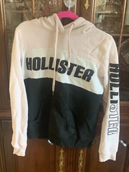 hollister hoodies women medium.
