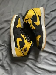 Nike Air Jordan 1 Mid New Love Yellow 2017 size 13Please see photos for condition and feel free to message with any...