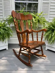 WINDSOR TAVERN THICK SOLID WOOD & DETAILED SPINDLES. ETHAN ALLEN. ROCKER ROCKING CHAIR. IT OF COURSE COULD BE PAINTED A...