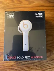 Model: Beats Solo Pro 6. OEM ORIGINAL BEATS. NOT CHEAP CHINESE KNOCKOFF! Wireless version: 5.0. 1USB charging cable....
