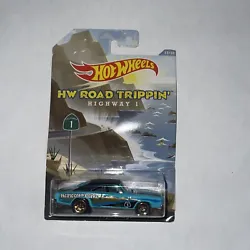 Mattel Hot Wheels - HW Road Trippin Highway 1 69 Dodge Charger 13/32 Blue Gold.  There is a crease in card
