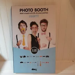 Photo Booth x 20 Accessories Props New doiy..