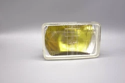 1 phare de calandre Taifun. 1 Headlight for Taifun grill. - S érie 3 type E21. PIECES BMW CLASSI C.