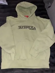 Supreme hoodie medium