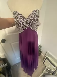 NWT Anny Lee Purple Corset Formal Gown SZ S. Small area on back of corset where stitching is pulling. Pictured .