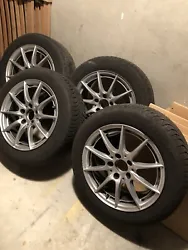 4 Jantes alu 16 pouces ( montés sur Mercedes classe C) + pneus Michelin Alpin de taille 205/55/16