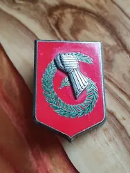 Ancien insigne militaire pucelle militaire GAEL À IDENTIFIER . État : Occasion Service de livraison : Lettre...