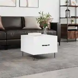 Ajoutez une touche délégance à votre salon avec cette élégante table basse. Matériau durable : le bois...