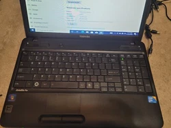 TOSHIBA Satellite Pro C650-EZ1540 Core 2 Duo 4GB 300GB Battery & Charger Win 10.  Great laptop! Still good for general...