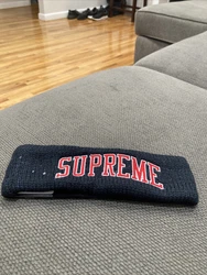 Supreme x New Era Navy Arc Logo Sequin Headband Fw18 Brand New. 100% authentic. This headband dances when the light or...