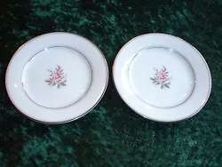 Just a lovely piece of Noritake China that you are sure to want to add to your ROANNE Dinnerware Service.