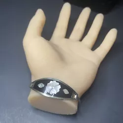 Vintage Signed Alpaca Mexico Mother Of Pearl Floral Inlay Silver Tone Bracelet.